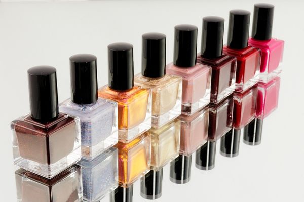 Doskonały wybór lamp do manicure: przegląd najlepszych produktów na rynku